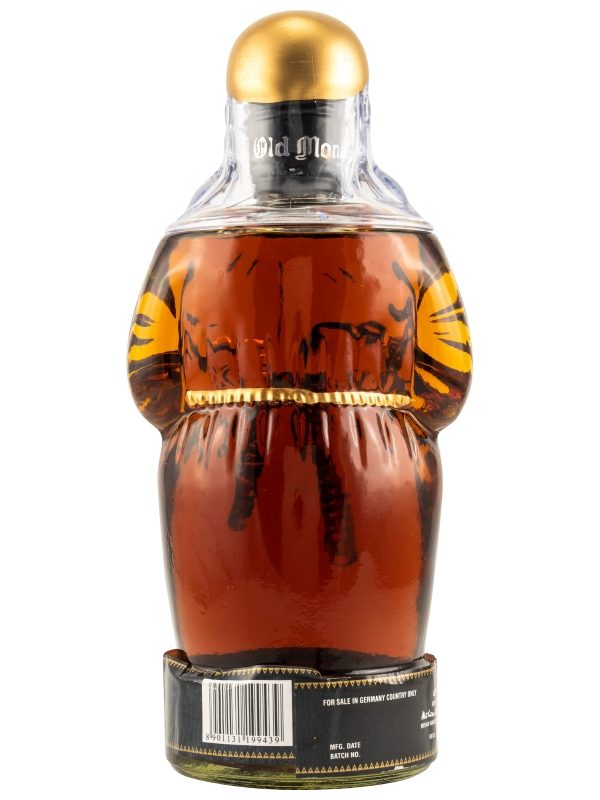 Old Monk - XXX - Supreme Rum - Rum R Old Monk - XXX - Supreme Rum - Rum